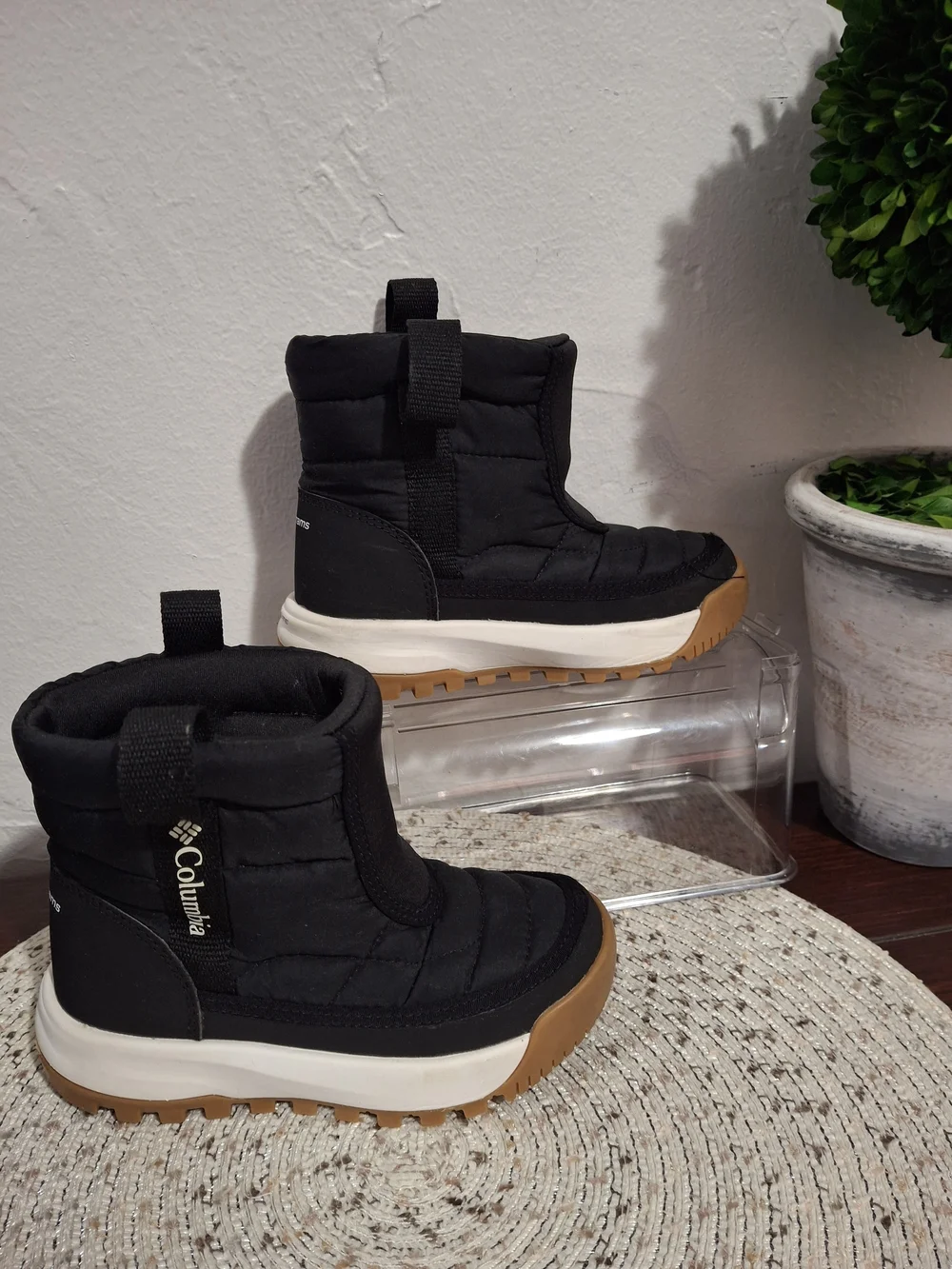Columbia Kids' Black Winter Boots Size 11.